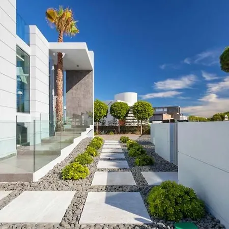 Villa Sleeps 10 Pool Air Con T480243 Vale do Lobo