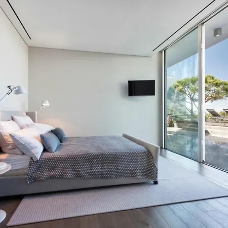 Sleeps 10 Pool Air Con T480243 Villa